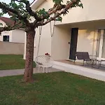 Maison A Avec Jardin Et Parking Prive - Fr-1-616-546 Nyaraló