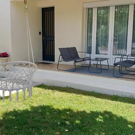 Maison A Avec Jardin Et Parking Prive - Fr-1-616-546 بيت للعطل إيميت